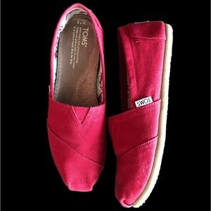 TOMS Size 7.5 Red